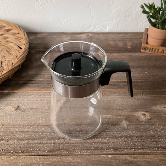 Carafe Pitcher - Picture 2 of 3